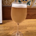 Bar de Espana Mon - オレンジ風味のビール、ビアコアントロー