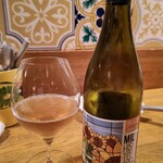 Bar de Espana Mon - マスカット種で造られたワイン香り良い！