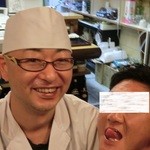 Shusanka - エロ店主が、流しソーメン部長(*´∀｀)・・・存在が犯罪！！(￣ー￣)、写真、右の人は、エロ店主の料理が美味しくて舌を巻いている人です(@￣ρ￣@)