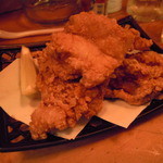 居酒屋 金太郎 - 鶏のから揚げ