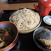 かもしか茶屋 - 手打ち蕎麦鴨せいろ1,200円、肉ぶかしおにぎり200円