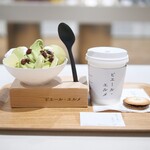 Meido In Pieruerume - 抹茶ソフトクリーム、紅茶
