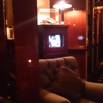 シックな雰囲気の店内