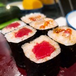 大和寿司 - 巻物