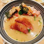 日本橋海鮮丼 つじ半 - 