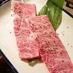 焼肉 しゃ楽 - 上カルビ