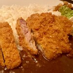 くまげら - とんかつホエーカレー