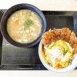 Katsuya - 天津飯チキンカツ丼 759円 , とん汁(大) 209円