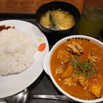 松屋 - マッサマンカレー