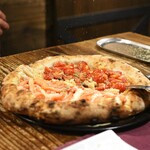 pizzeria ciro - マリナーラと紅ずわいカニのハーフ