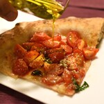 pizzeria ciro - マリナーラと紅ずわいカニのハーフ