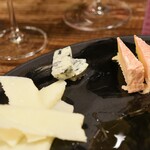 pizzeria ciro - チーズの盛り合わせ