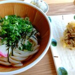 おうどん あおぞら - ぶっかけうどん&舞茸の天ぷら