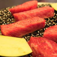 最飛びヒレ家 馬喰一代 名古屋EAST - 飛騨牛２種盛り