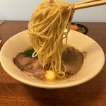 貝と地鶏だしのらぁ麺 ちょろ - 