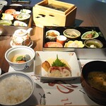 Kaiseki Cha Ya Mizu Oto - のりを温める箱！海苔焙炉。ノリホイロ。やってみたかったんだー♪