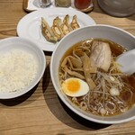 小次郎 - ラーメン餃子ライスセット