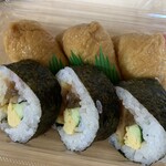 くいすけ - お寿司　いなりとのり巻き