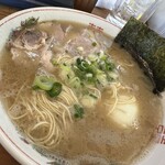 長浜豚骨まるえいラーメン - ラーメン