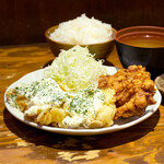 ミックス定食（唐揚げ＆チキン南蛮）