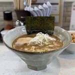 Menya Kyuubee - 醤油ラーメン