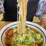 Shina ki - 低加水中細麺に絡みつく熱々の餡