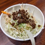 Menya Funahashi - サービスのサラダ