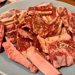 釜山炭火焼肉店 - 