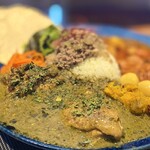 はな遊 - ◆ 3種かけ 1,500円/税込
・ほうれん草とカスリメティのチキンカレー
・豚とローズマリーのトマトカレー
・レモン香るグリーンカレーキーマ