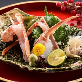 Echizen crab was developed in pursuit of how delicious it could be. Multiple courses available