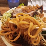 らーめんやまちゃん - そりゃ麺も食うし。