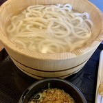 Marugame Seimen - 釜揚げうどん(大)