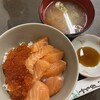 水口寿志亭 市場の食堂 