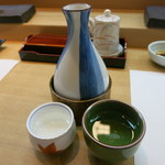 すし 浅尾 - 月桂冠　ヌル燗