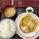 横浜港湾飲食企業組合大棧橋食堂 - カツ煮定食500円