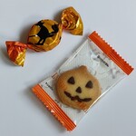 モロゾフ - ハロウィンパッケージのクッキーとチョコレート