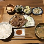 Donabe Meshi Hinata - 豚肩ロースのしょうが焼き定食(1,450円・込)