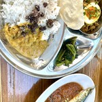 BLOCK HOUSE 水曜カレー - 