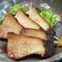 鯨うねす燻製