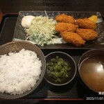 極火 - 広島産カキフライ定食900円