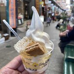 Sugiyouhouen - 巣房蜜ソフトクリームです