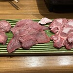 YAKINIKU SPREAD - 