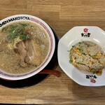 ラーメン まこと屋 - 