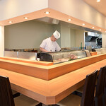 Sushi Sakana Jizake Appare - カウンター席