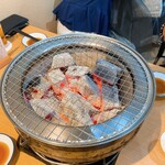 炭火焼肉 京城苑 - 