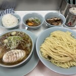 新宿小滝橋 クマちゃんラーメン - 