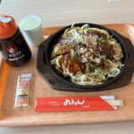 みっちゃん いせや 広島空港店 - 