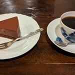 カフェ・グレ - ブレンド　五番町　チョコレートケーキ