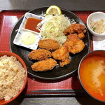 Kassai Chuubouzen - カキフライ＆鶏の唐揚げ定食  1,100円（込）