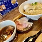 ラーメン 健やか - 